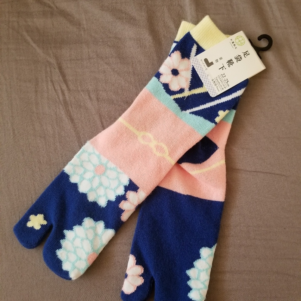 Tabi Kimono print socks
